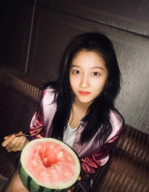 娱乐吃瓜酱画像图片高清,高清画像下的时尚魅力与潮流风向标